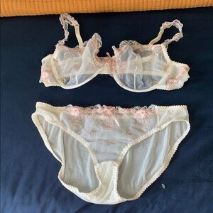 Sheer Lace Lingerie Set in Cream and Pink